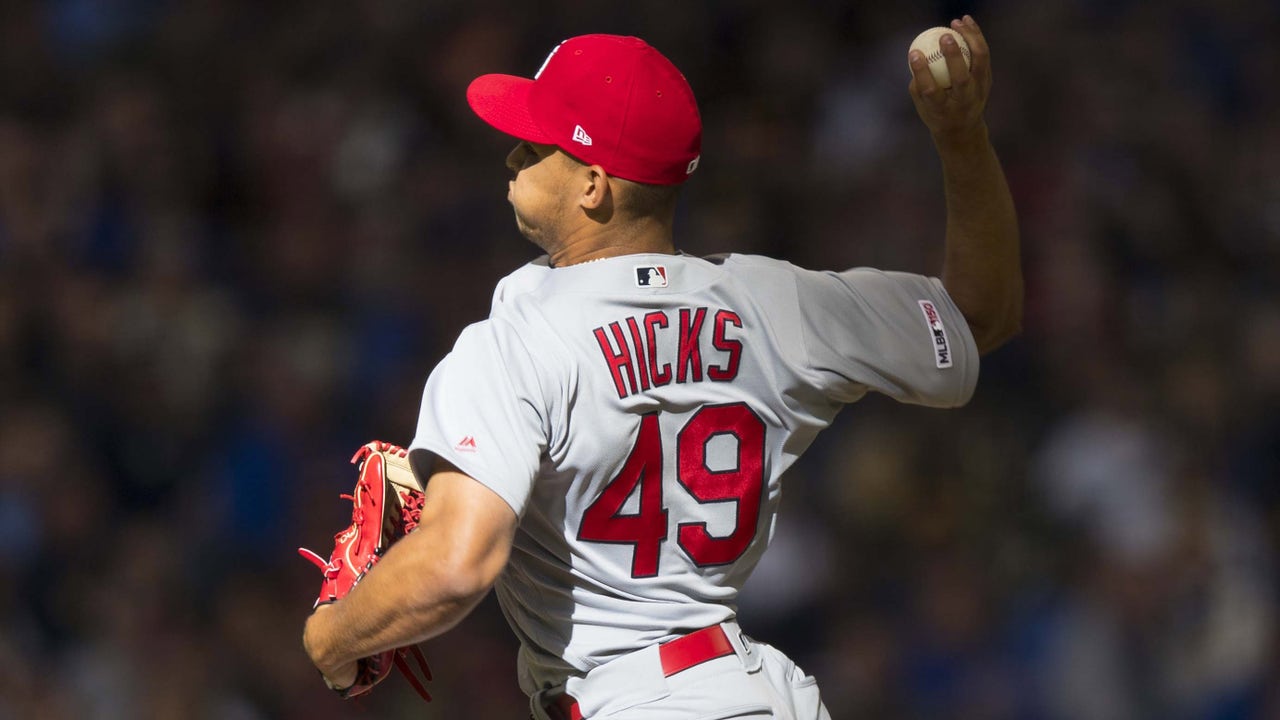 Hicks' season likely over after Tommy John surgery set for Wednesday